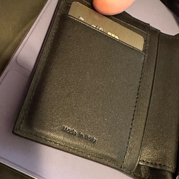 Celine Tri-fold wallet - Picture 4 of 9